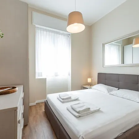Apartamento Duomo B - Two Bedrooms & Bathroom *